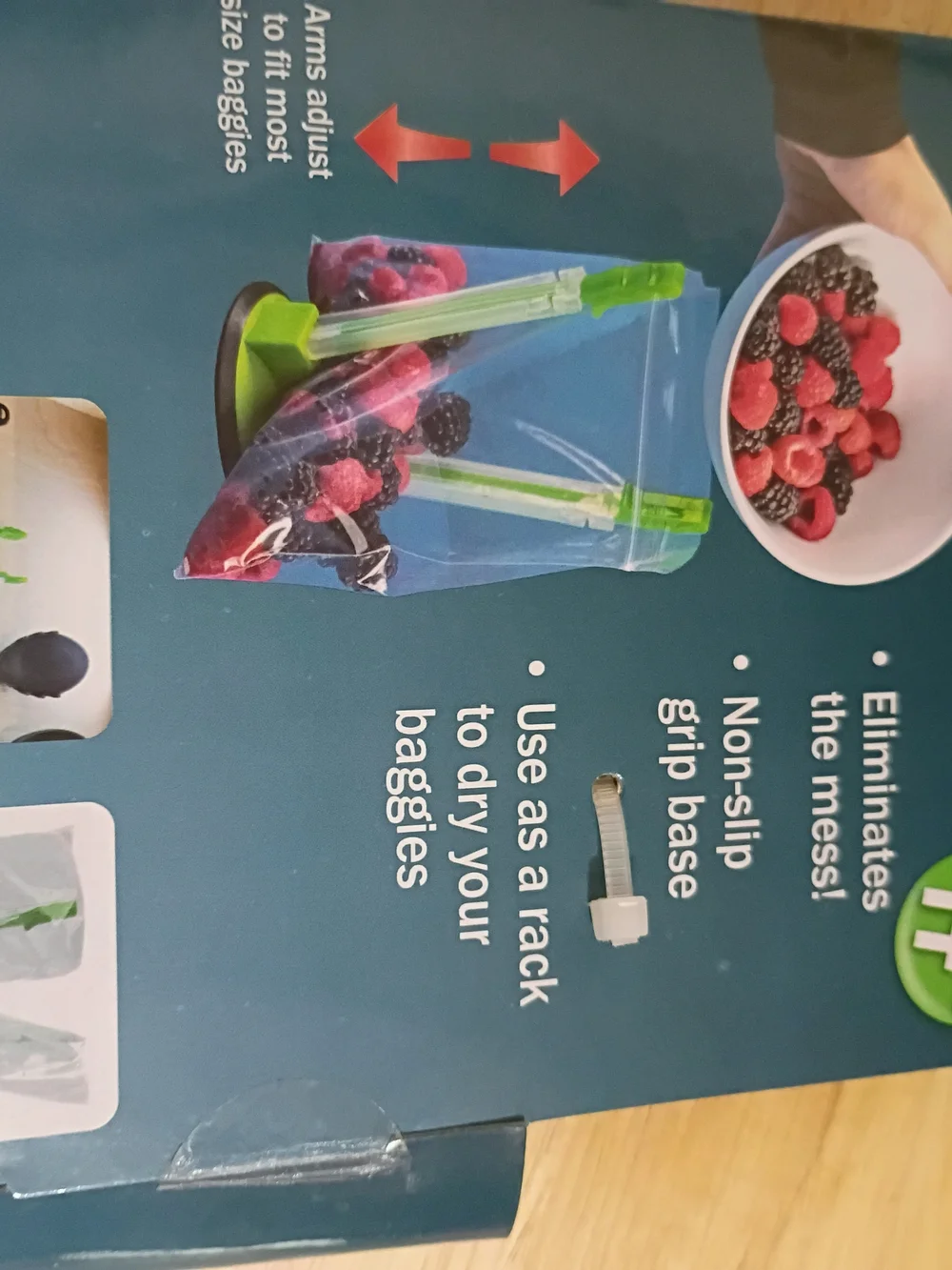 Green Baggy Opener Hands-Free Food Storage Holder